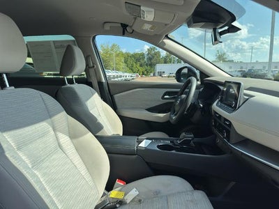2023 Nissan Rogue FWD SV