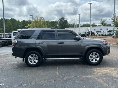 2021 Toyota 4Runner SR5 2WD (SE)