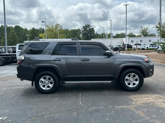 2021 Toyota 4Runner SR5 2WD (SE)