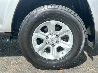 2022 Toyota 4Runner SR5 2WD (Natl)