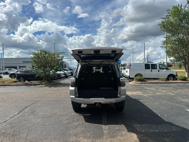 2022 Toyota 4Runner SR5 - Photo 27