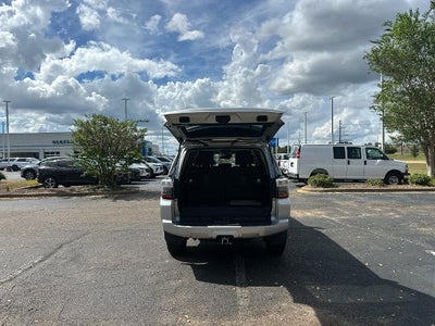 2022 Toyota 4Runner SR5 2WD (Natl)