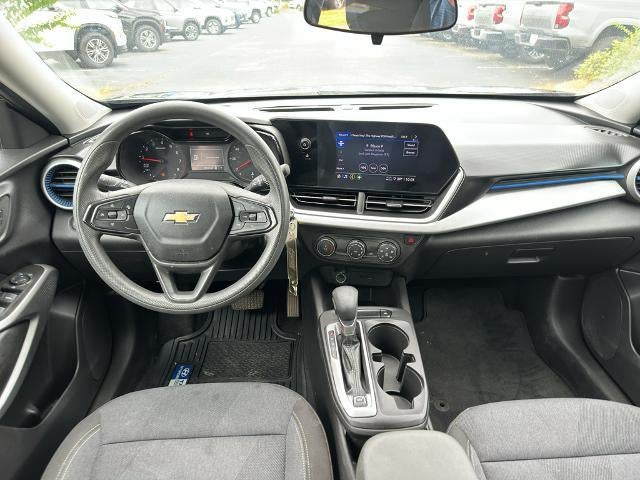 2024 Chevrolet Trax FWD 4dr LS