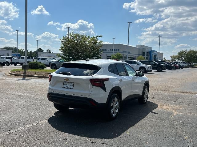 2026 Chevrolet Trax FWD 4dr LS