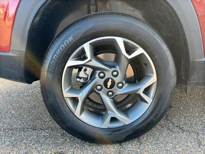 2025 Chevrolet Trax FWD 4dr LT