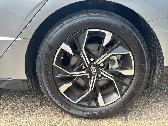 2025 Hyundai SONATA SEL FWD