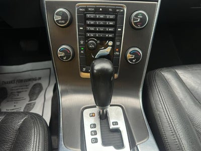 2012 Volvo S60 FWD 4dr Sdn T5